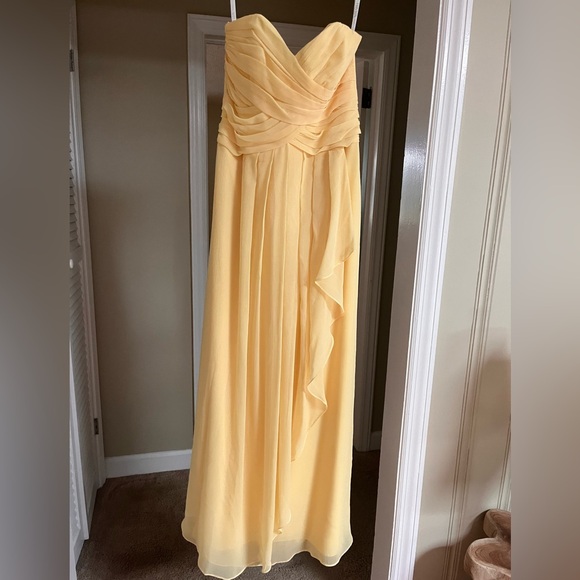 David’s Bridal Bridesmaid Dress - Picture 1 of 4
